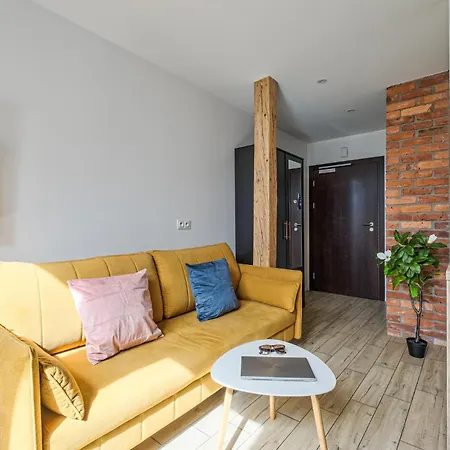 Urbanest Center Mat2a *