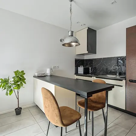 Urbanest Center Mat2a * 카토비체