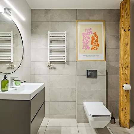 Urbanest Center Mat2a 아파트