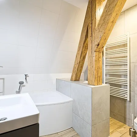 Urbanest Center Mat2a * 카토비체