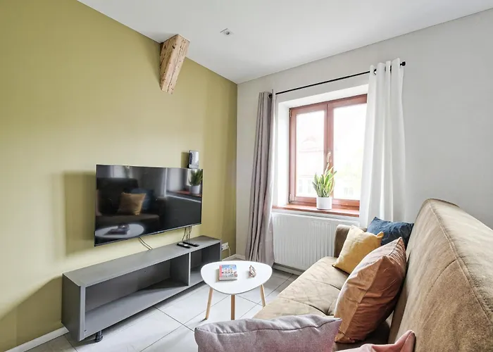 Urbanest Center Mat2a *