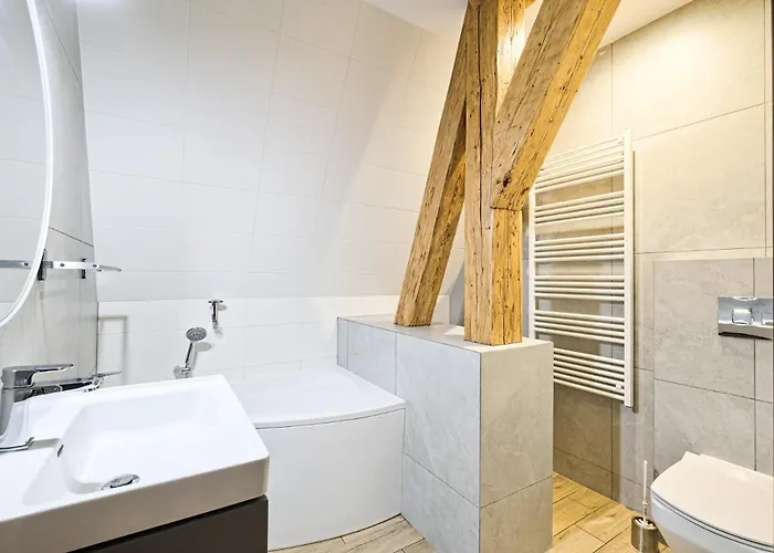 Urbanest Center Mat2a * קטוביץ