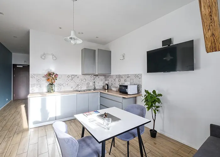 Urbanest Center Mat2a * קטוביץ