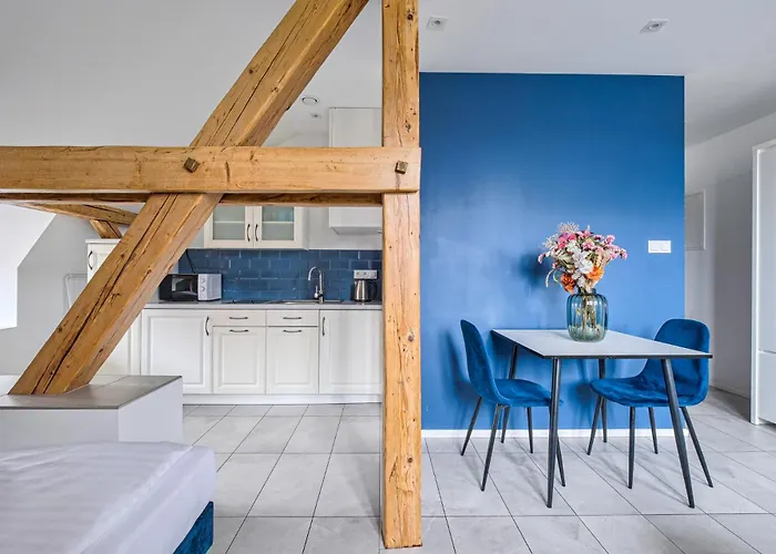 Urbanest Center Mat2a דירה קטוביץ